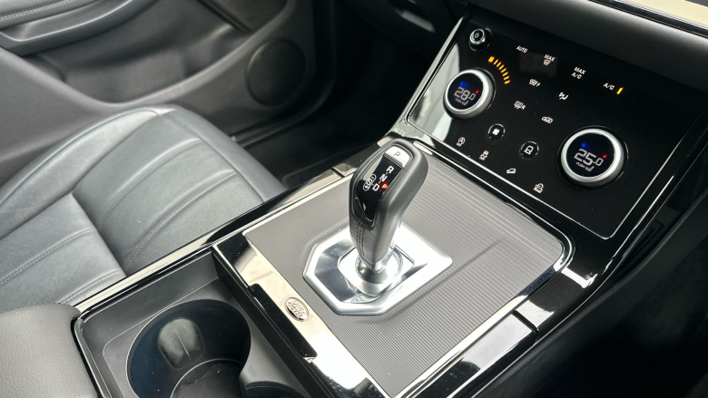 Land Rover Range Rover Evoque 2.0 D200 R-Dynamic SE 5dr Auto Diesel Hatchback